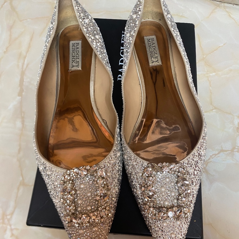 Badgley Mischka women ronda flats